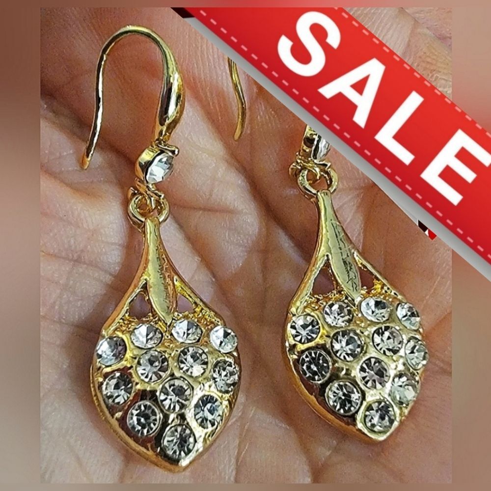 #925Sterling Gold Plated Crystal Accents + Faux Pearl Ear Dangle Drop Earrings